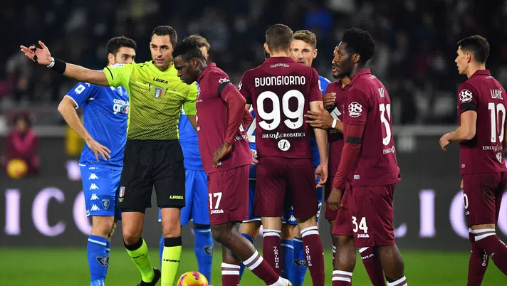 Torino, un solo precedente con Colombo: il rosso a Singo cambiò la partita - immagine 1