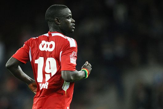 LIEGE, BELGIUM - OCTOBER 04: Mohamed Sarr of Royal Standard Liege in action during the Jupiler League match between Standard Liege and Racing Genk on October 4, 2009 in Liege, Belgium. (Photo by John Thys/EuroFootball/Getty Images) LIEGE, BELGIUM - OCTOBER 04: Mohamed Sarr of Royal Standard Liege in action during the Jupiler League match between Standard Liege and Racing Genk on October 4, 2009 in Liege, Belgium. (Photo by John Thys/EuroFootball/Getty Images)
