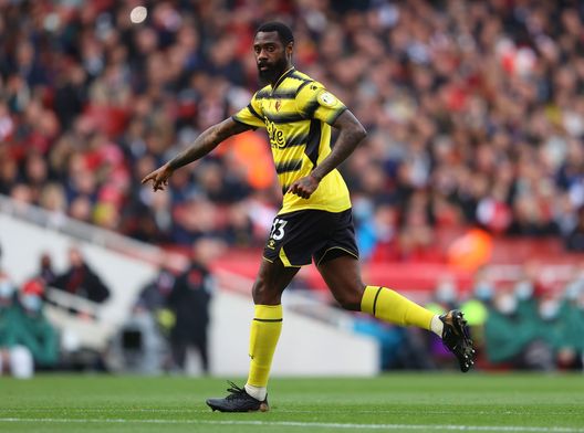 LONDON, ENGLAND - NOVEMBER 07: Nicolas Nkoulou of Watford in action during the Premier League match between Arsenal and Watford at Emirates Stadium on November 07, 2021 in London, England. (Photo by Richard Heathcote/Getty Images) Da Cerci a Maksimovic e Nkoulou: quando scappare da Torino non porta benefici- immagine 3