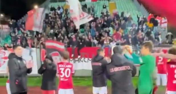 Grosseto in festa per il derby vinto a Siena dopo 44 anni: “Non svegliateci!”- immagine 3