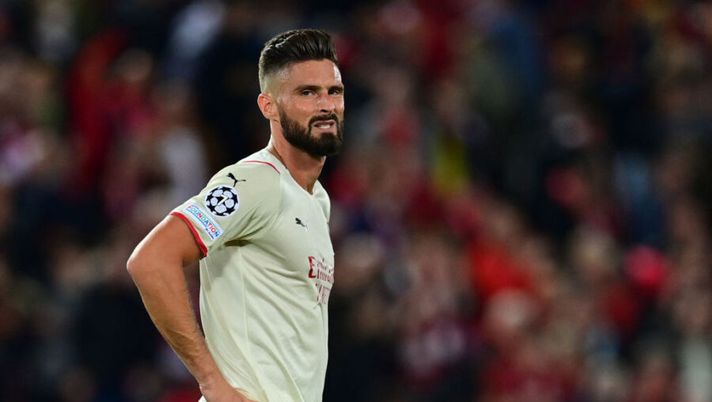 AC Milan's France's forward Olivier Giroud reacts at the final whistle during the UEFA Champions League 1st round Group B football match between Liverpool and AC Milan at Anfield in Liverpool, north west England on September 15, 2021. (Photo by Paul ELLIS / AFP) (Photo by PAUL ELLIS/AFP via Getty Images) Milan, la Gazzetta: “Kessié gioca, Theo parte fuori. Giroud o Ibra, la scelta è fatta” - immagine 1