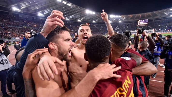 Roma, i giocatori cantano “Voglio solo star con te” – VIDEO Roma, i giocatori cantano “Voglio solo star con te” – VIDEO