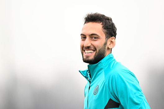Calhanoglu: “L’Inter è grande club, ci metto il cuore. Liverpool? Vincere è un sogno”- immagine 2