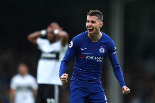  LONDON, ENGLAND - MARCH 03: Jorginho of Chelsea celebrates after scoring his sides second goal during the Premier League match between Fulham FC and Chelsea FC at Craven Cottage on March 03, 2019 in London, United Kingdom. (Photo by Catherine Ivill/Getty Images) 