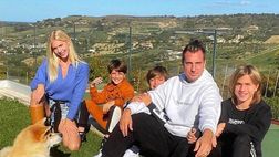 Il monito di Maxi Lopez a Wanda Nara e al circo mediatico: “Che niente e nessuno…”