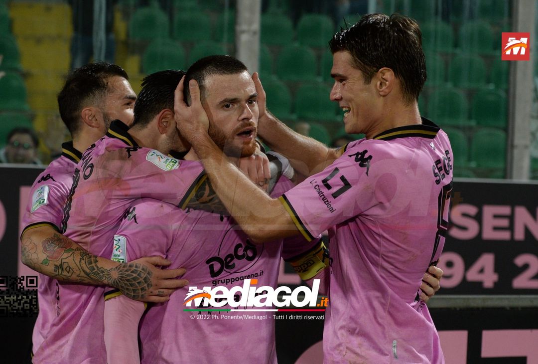 FOTO Palermo-Cagliari 2-1, 18ª giornata Serie B 2022-2023 (Gallery) - immagine 49