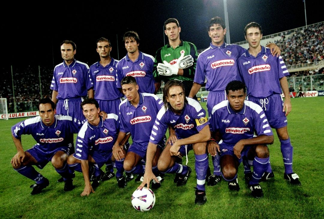 FOTO – Viva! Calcio, la squadra giapponese con le maglie simil-Fiorentina - immagine 6