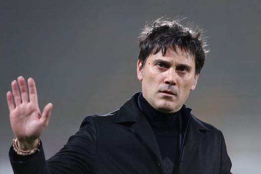 Montella(Photo by Gabriele Maltinti/Getty Images) Dalla Turchia: sfida tra club di Serie A per un attaccante del Galatasaray, ACF c’è- immagine 2