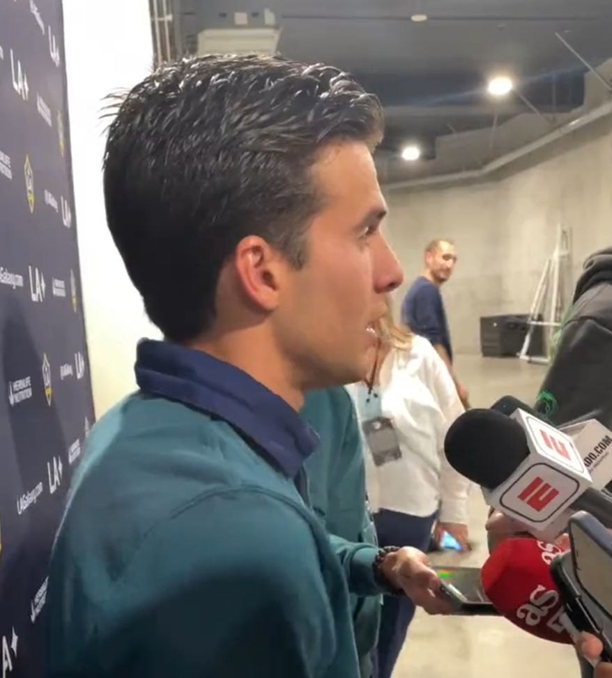 Questo il momento dell'urlo di Chiellini all'avversario... Derby di Los Angeles, esultanza controversa di Riqui Puig: Chiellini urla “pagliaccio”!- immagine 2