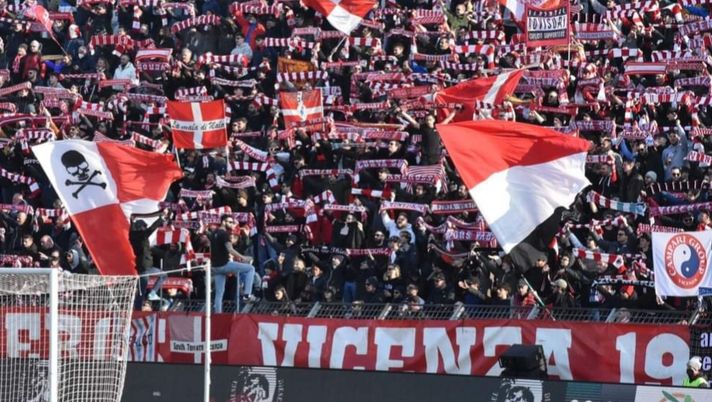 Il derby tra Renzo Rosso e gli ultras del Vicenza: “Ci avete dato dei pezzenti” - immagine 1
