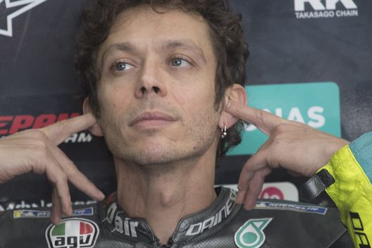 VALENCIA, SPAIN - NOVEMBER 11: Valentino Rossi of Italy and Petronas Yamaha SRT prepares to start in box during the MotoGP of Comunitat Valenciana: Previews at Ricardo Tormo Circuit on November 11, 2021 in Valencia, Spain. (Photo by Mirco Lazzari gp/Getty Images) VALENCIA, SPAIN - NOVEMBER 11: Valentino Rossi of Italy and Petronas Yamaha SRT prepares to start in box during the MotoGP of Comunitat Valenciana: Previews at Ricardo Tormo Circuit on November 11, 2021 in Valencia, Spain. (Photo by Mirco Lazzari gp/Getty Images)