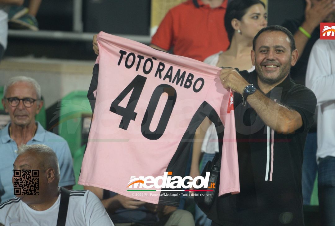 FOTO Palermo-Genoa 1-0: la gallery del big match della 5ª giornata di Serie B 2022-23 - immagine 60