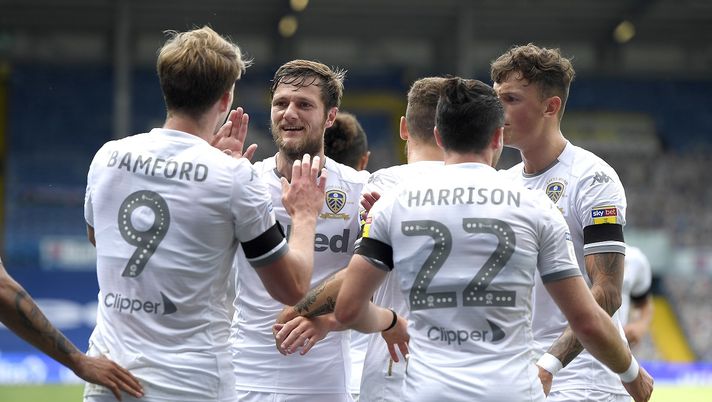 LEEDS, ENGLAND - JULY 16: Liam Cooper of Leeds United celebrates his sides first goal, an own goal scored by Michael Sollbauer of Barnsleyduring the Sky Bet Championship match between Leeds United and Barnsley at Elland Road on July 16, 2020 in Leeds, England. (Photo by George Wood/Getty Images) LEEDS, ENGLAND - JULY 16: Liam Cooper of Leeds United celebrates his sides first goal, an own goal scored by Michael Sollbauer of Barnsleyduring the Sky Bet Championship match between Leeds United and Barnsley at Elland Road on July 16, 2020 in Leeds, England. (Photo by George Wood/Getty Images)