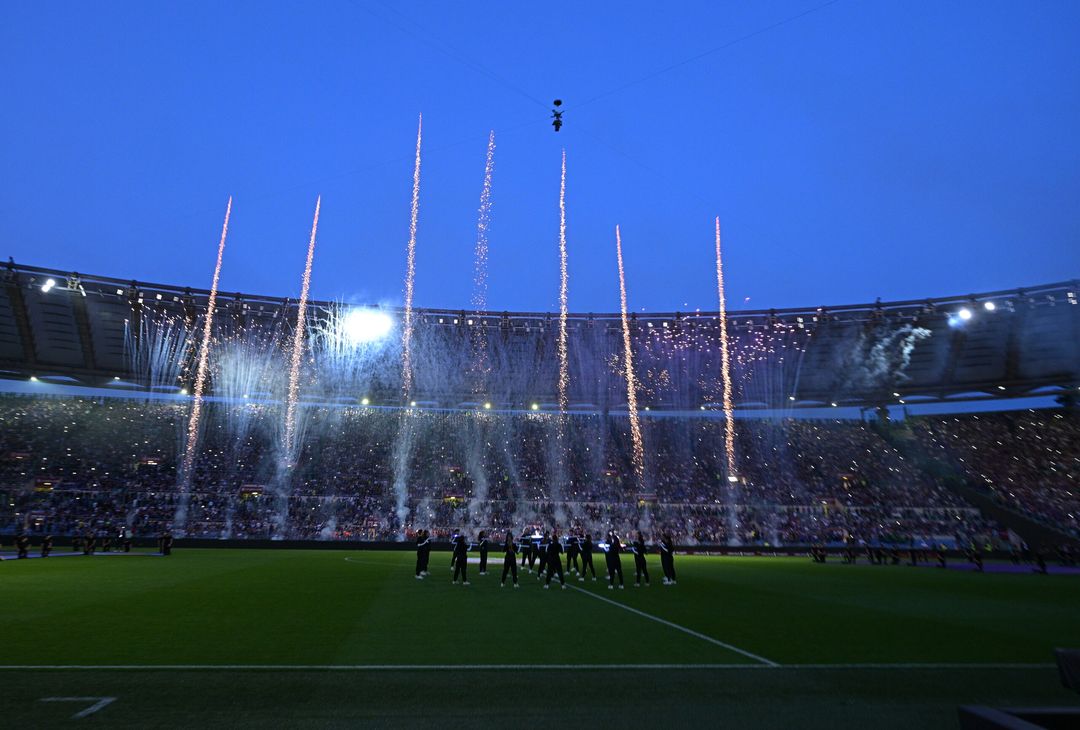 GALLERY – Lo show pre partita è un capolavoro, tutte le migliori immagini - immagine 3