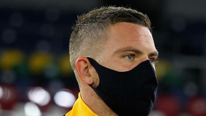 during the Serie A match between AS Roma and ACF Fiorentina at Stadio Olimpico on November 1, 2020 in Rome, Italy. Mourinho: “Veretout in panchina è piacevole per me, magari a lui non piace…” - immagine 1