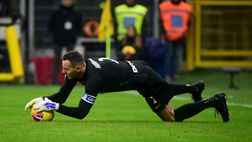 Handanovic è 30esimo nel numero di presenze in Serie A. Eguagliato un ex Milan