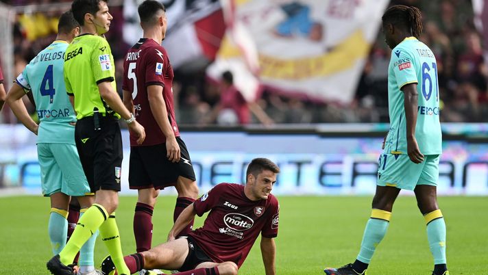 GETTY IMAGES Salernitana-Verona 2-1, l’Hellas perde al 94′, l’arbitro toglie un rigore ai gialloblù - immagine 1