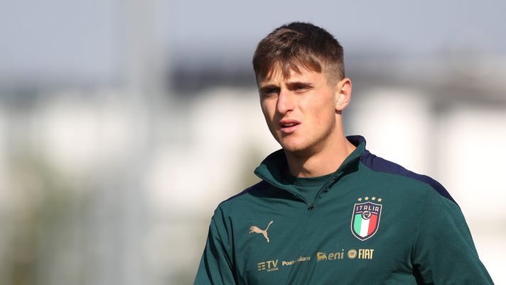 NOVARA, ITALY - OCTOBER 11: Lorenzo Colombo during the training session at Novarello Training Center on October 11, 2021 in Novara, Italy. (Photo by Jonathan Moscrop/Getty Images)