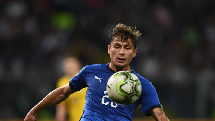 GENOA, ITALY - OCTOBER 10: Nicolo Barella of Italy in action during the International Friendly match between Italy and Ukraine on October 10, 2018 in Genoa, Italy. (Photo by Claudio Villa/Getty Images) Scordateveli come adesso al fantacalcio: quei 6 giocatori già promessi a un top club - immagine 1