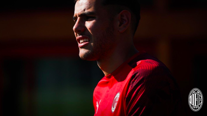 Milan, trauma distorsivo per Theo Hernandez. Giampaolo: “Peccato, mi era piaciuto” Milan, trauma distorsivo per Theo Hernandez. Giampaolo: “Peccato, mi era piaciuto” - immagine 1
