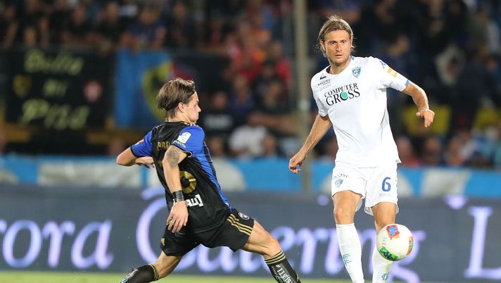 PISA, ITALY - SEPTEMBER 24: Simone Romagnoli of Empoli FC in action during the Serie B match between AC Pisa and Empoli at Arena Garibaldi on September 21, 2019 in Pisa, Italy. (Photo by Gabriele Maltinti/Getty Images) PISA, ITALY - SEPTEMBER 24: Simone Romagnoli of Empoli FC in action during the Serie B match between AC Pisa and Empoli at Arena Garibaldi on September 21, 2019 in Pisa, Italy. (Photo by Gabriele Maltinti/Getty Images)