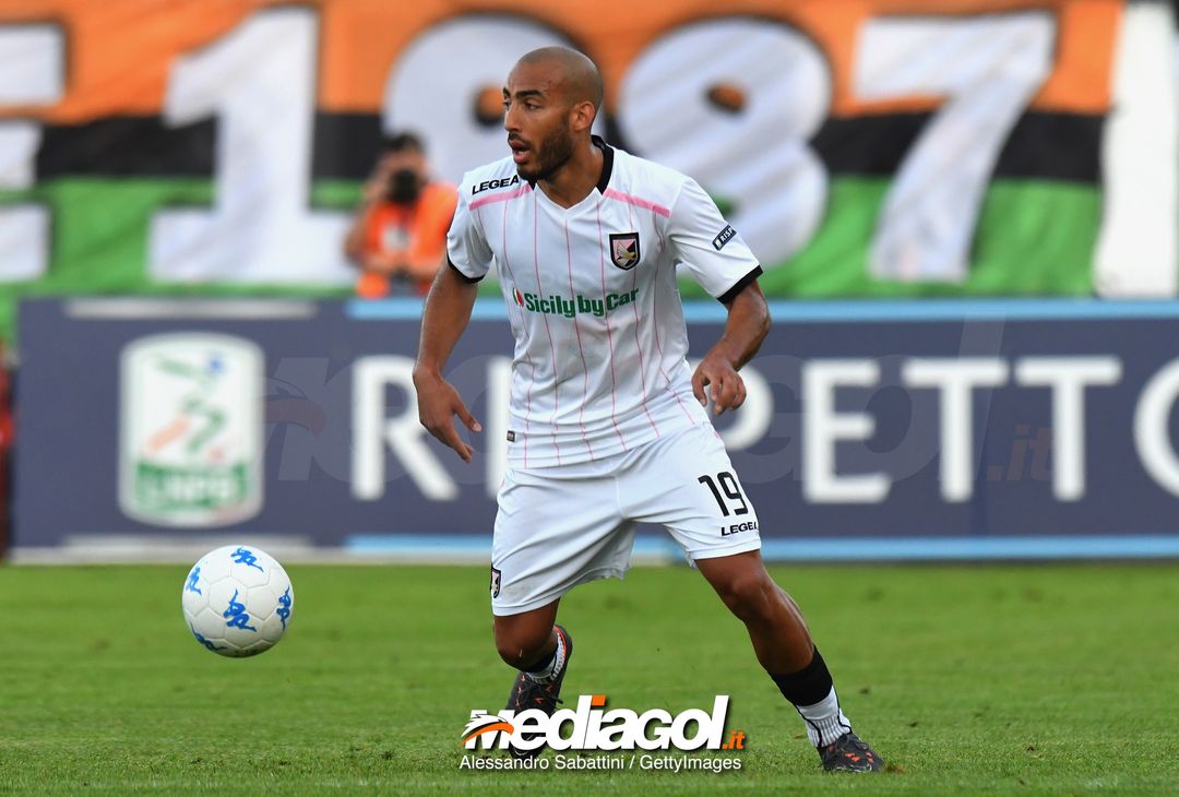  VENICE, ITALY - APRIL 27:  Haitam Aleesami of US Citta di Palermo in action during the serie B match between Venezia FC and US Citta di Palermo at Stadio Pier Luigi Penzo on April 27, 2018 in Venice, Italy.  (Photo by Alessandro Sabattini/Getty Images) 