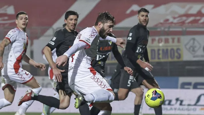 Serie C, girone A: il punto dopo la 21esima. Distanza invariata al vertice - immagine 1