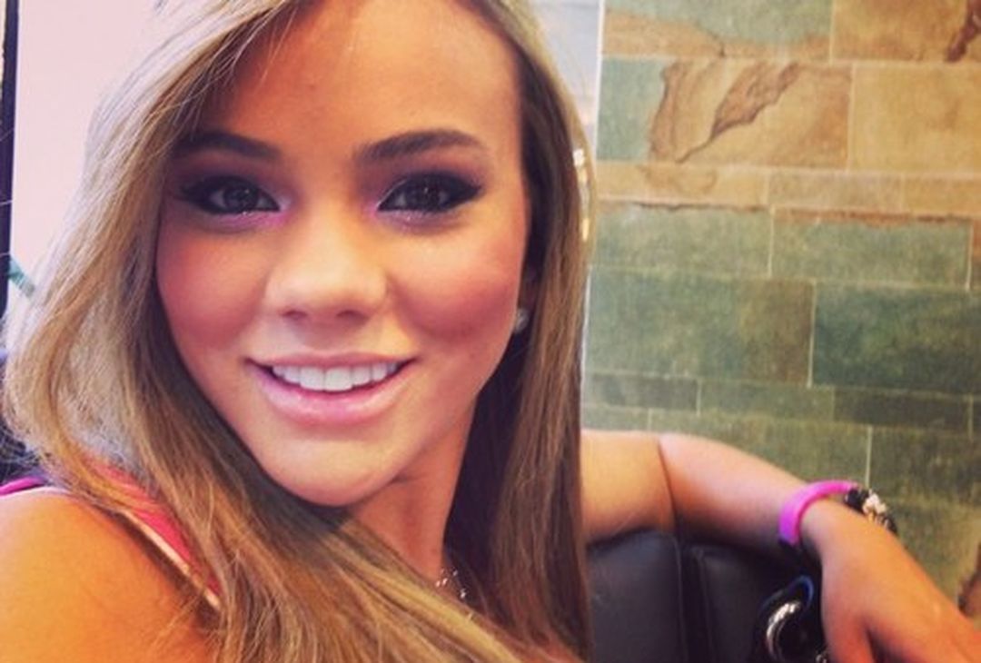  Jessica Sterling - Miss Ospina 