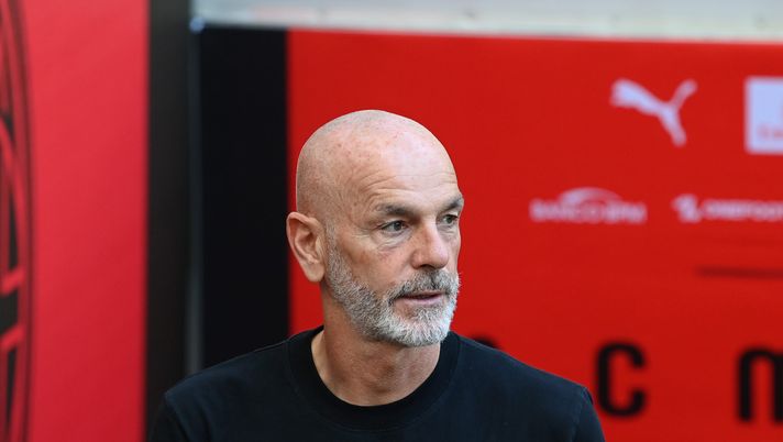 MILAN, ITALY - OCTOBER 22: Head coach of AC Milan Stefano Pioli arrives before the Serie A match between AC Milan and AC Monza at Stadio Giuseppe Meazza on October 22, 2022 in Milan, Italy. (Photo by Claudio Villa/AC Milan via Getty Images) pioli