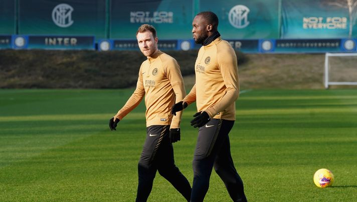 Christian Eriksen e Romelu Lukaku in allenamento con l'Inter (credits: GETTY Images) 