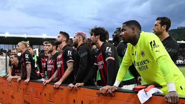 Milan, gli ultras: “Noi vicini, ma battete l’Inter, l’avversario che sopportiamo di meno” - immagine 1