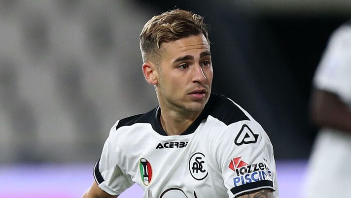 LA SPEZIA, ITALY - DECEMBER 23: Matteo Ricci of Spezia Calcio in action during the Serie A match between Spezia Calcio and Genoa CFC at Stadio Alberto Picco on December 23, 2020 in La Spezia, Italy. (Photo by Gabriele Maltinti/Getty Images) Secolo: “Colpo Ricci a costo zero, un club lo ha già bloccato per giugno” - immagine 1