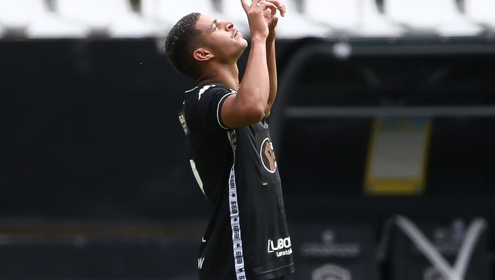 RIO DE JANEIRO, BRAZIL - JUNE 28: Luis Henrique of Botafogo celebrates his goal during the match between Botafogo and Cabofriense as part of the Carioca State Championship at Nilton Santos Stadium (aka Engenhao Stadium) on June 28, 2020 in Rio de Janeiro, Brazil. The match is played behind closed doors and further precautionary measures against the coronavirus (COVID - 19) Pandemic. (Photo by Buda Mendes/Getty Images) Calciomercato: Luis Henrique passa al Botafogo, il Fenerbahce annuncia Joao Pedro- immagine 2