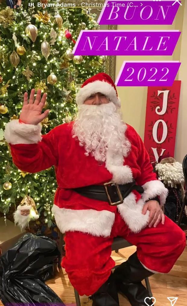 L’augurio di Joe Barone versione Babbo Natale (FOTO) - immagine 1