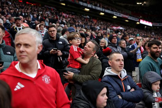 Manchester Utd e City nella bufera: dubbi sulla reale età di alcuni giocatori delle giovanili- immagine 2
