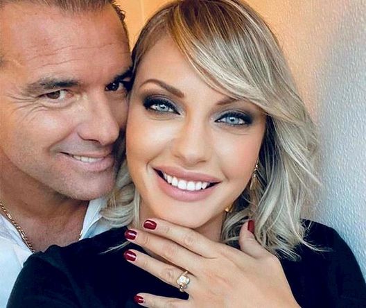 Amoruso spiega perché è finita: “Manila? Il passato non si può cambiare, discussioni…” - immagine 1