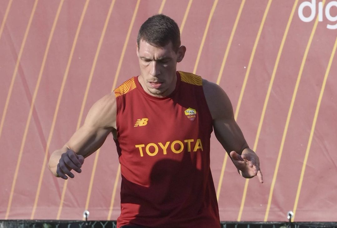 Roma, rifinitura prima del Monza: Belotti c’è. Squadra in ritiro – FOTO GALLERY - immagine 50