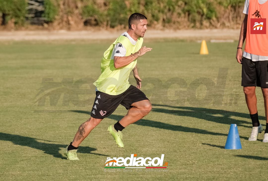 FOTO RITIRO PALERMO, la squadra di mister Baldini si allena a Boccadifalco (Gallery) - immagine 96