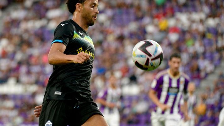 VALLADOLID, SPAIN - AUGUST 06: Felipe Anderson of SS Lazio in action during the friendly match Real Valladoid CF v SS Lazio at Estadio Municipal Jose Zorrilla on August 06, 2022 in Valladolid, Spain. (Photo by Marco Rosi - SS Lazio/Getty Images) Lazio, problemi per Felipe Anderson: fuori per infortunio contro la Sampdoria - immagine 1