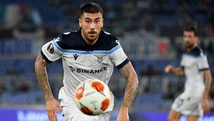 ROME, ITALY - OCTOBER 21: Mattia Zaccagni of SS Lazio in action during the UEFA Europa League group E match between SS Lazio and Olympique Marseille at Olimpico Stadium on October 21, 2021 in Rome, Italy. (Photo by Marco Rosi - SS Lazio/Getty Images) Lazio, cosa filtra sulla probabile formazione e le ultime su Zaccagni: tutte le alternative - immagine 1