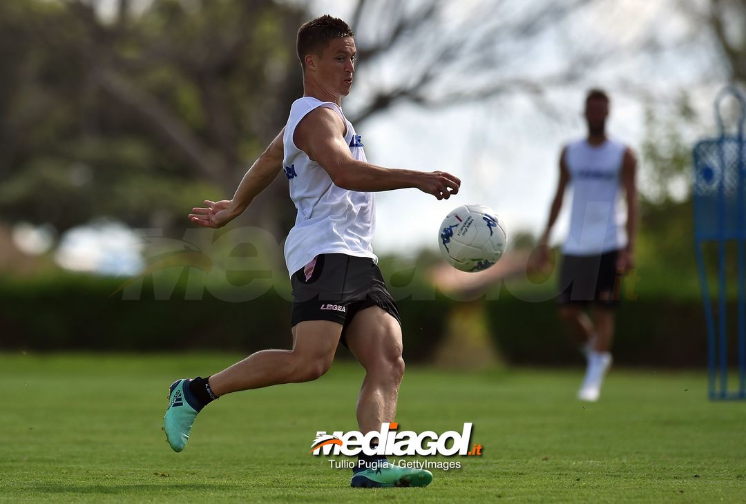  PALERMO, ITALY - AUGUST 16:  Radoslaw Murawski in action during a US Citta' di Palermo training session at Carmelo Onorato training center on August 16, 2018 in Palermo, Italy.  (Photo by Tullio M. Puglia/Getty Images) 