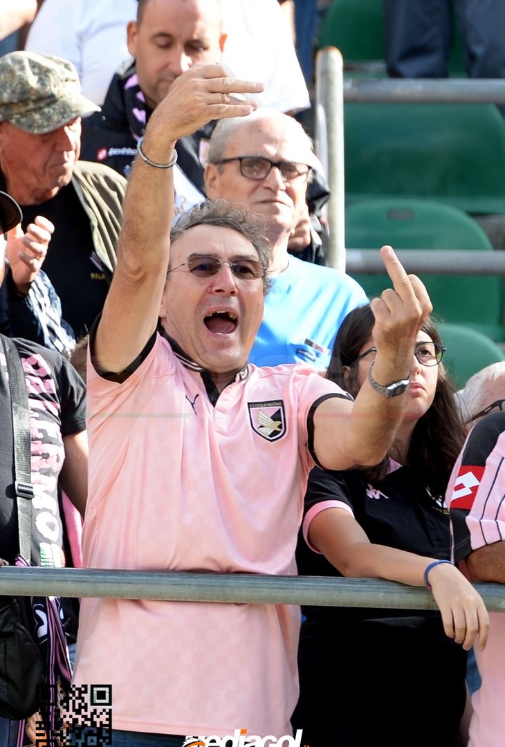 FOTOTIFO Palermo-Sudtirol 0-1, i tifosi allo Stadio “Renzo Barbera” (GALLERY) - immagine 6
