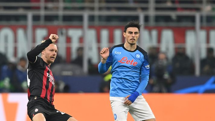 Simon Kjaer con Eljif Elmas qui in Milan-Napoli (getty images)