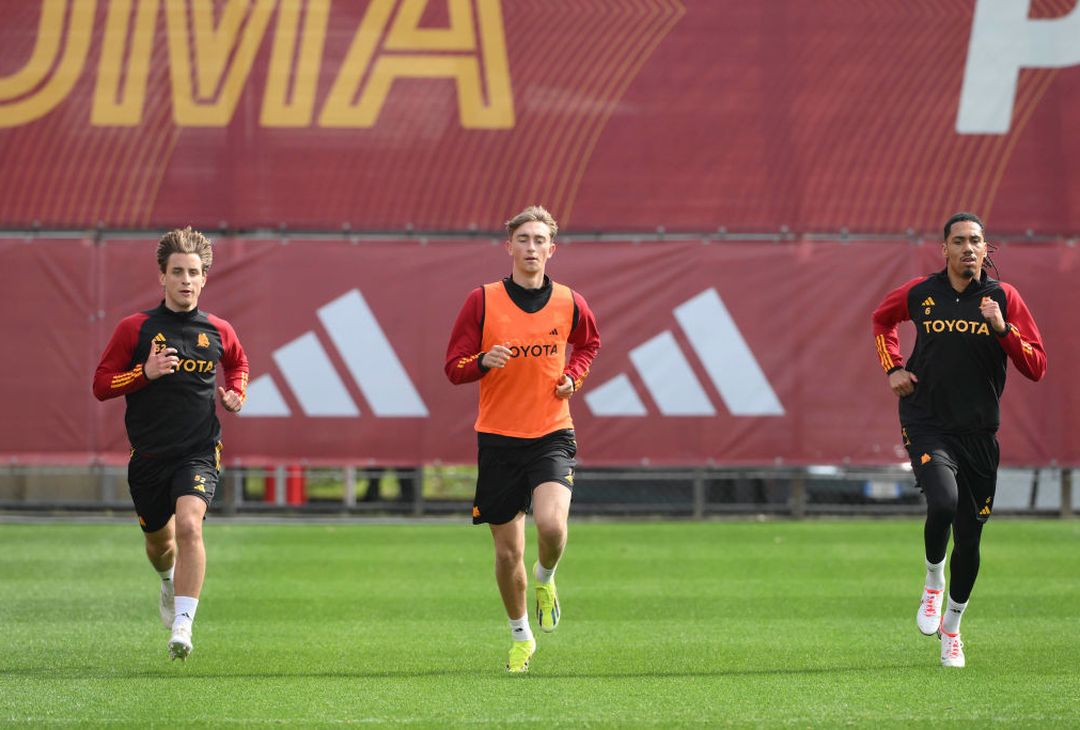 Roma, la ripresa degli allenamenti dopo la vittoria col Monza – FOTO GALLERY- immagine 1