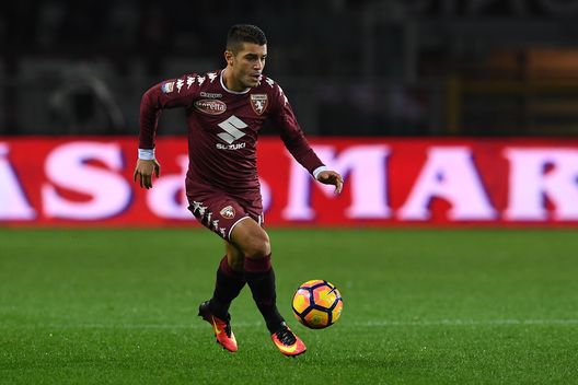 TURIN, ITALY - NOVEMBER 26: Iago Falque of FC Torino in action during the Serie A match between FC Torino and AC ChievoVerona at Stadio Olimpico di Torino on November 26, 2016 in Turin, Italy. (Photo by Valerio Pennicino/Getty Images) TURIN, ITALY - NOVEMBER 26: Iago Falque of FC Torino in action during the Serie A match between FC Torino and AC ChievoVerona at Stadio Olimpico di Torino on November 26, 2016 in Turin, Italy. (Photo by Valerio Pennicino/Getty Images)