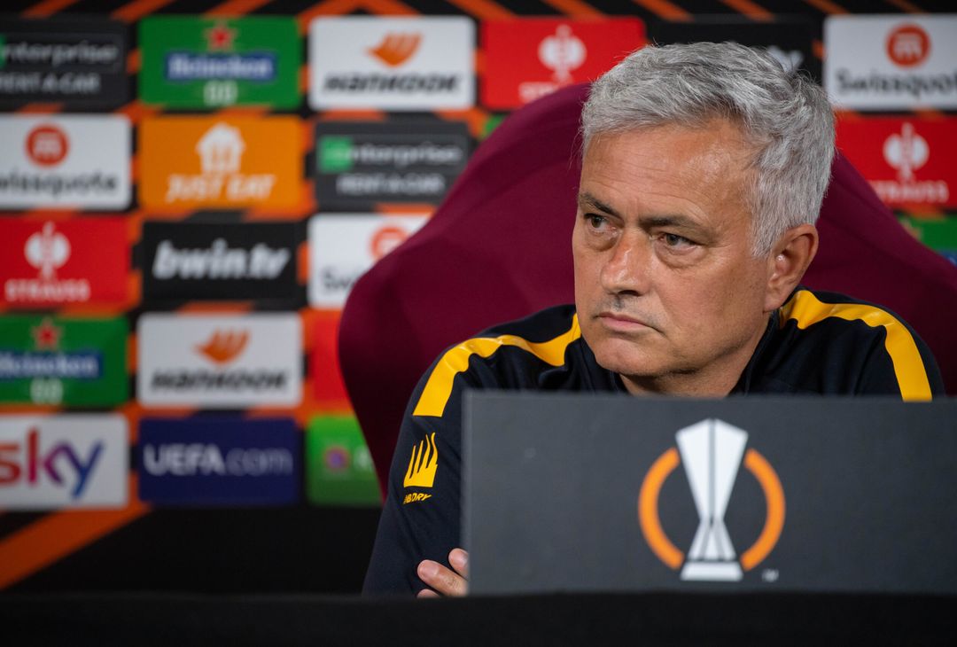 Roma, la conferenza stampa di Mourinho e Spinazzola – FOTO GALLERY - immagine 23