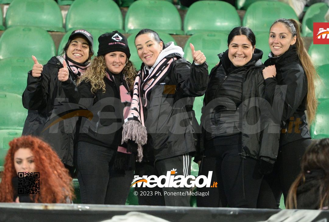 FOTOTIFO Palermo-Ternana 0-0, gli scatti ai tifosi al “Renzo Barbera” (Gallery) - immagine 9