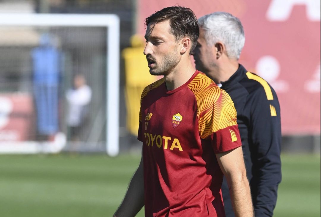 Trigoria, Karsdorp e Zaniolo ancora in gruppo. Kumbulla a parte – FOTO GALLERY - immagine 23