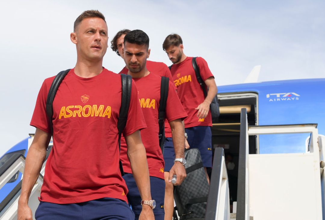 La Roma in partenza per il Portogallo – FOTO GALLERY - immagine 10