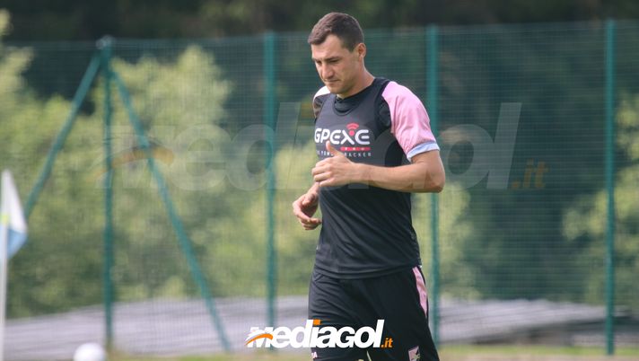 Jajalo: “Ci siamo chiusi in noi stessi per evitare pressioni. Tedino merita rispetto…” Jajalo: “Ci siamo chiusi in noi stessi per evitare pressioni. Tedino merita rispetto…”